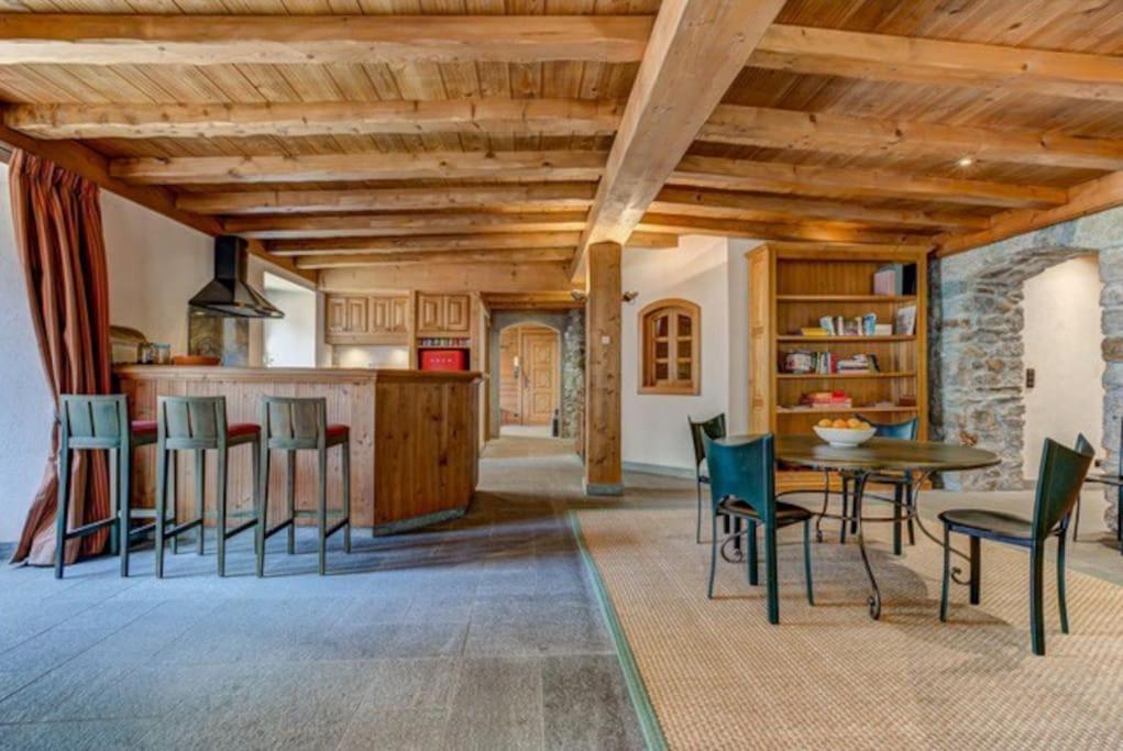Spacious 3-Bed In The Heart Of Шамони Экстерьер фото